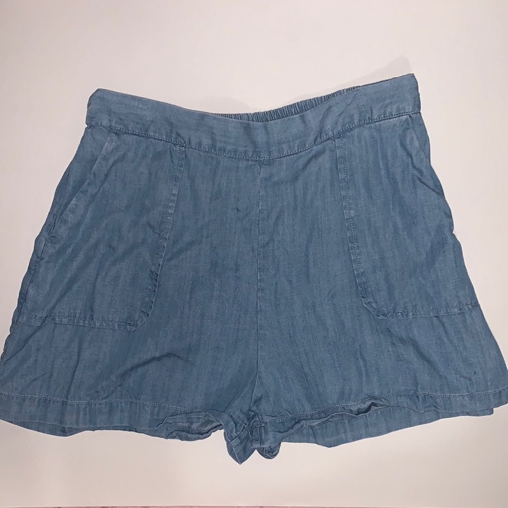 Japna women short